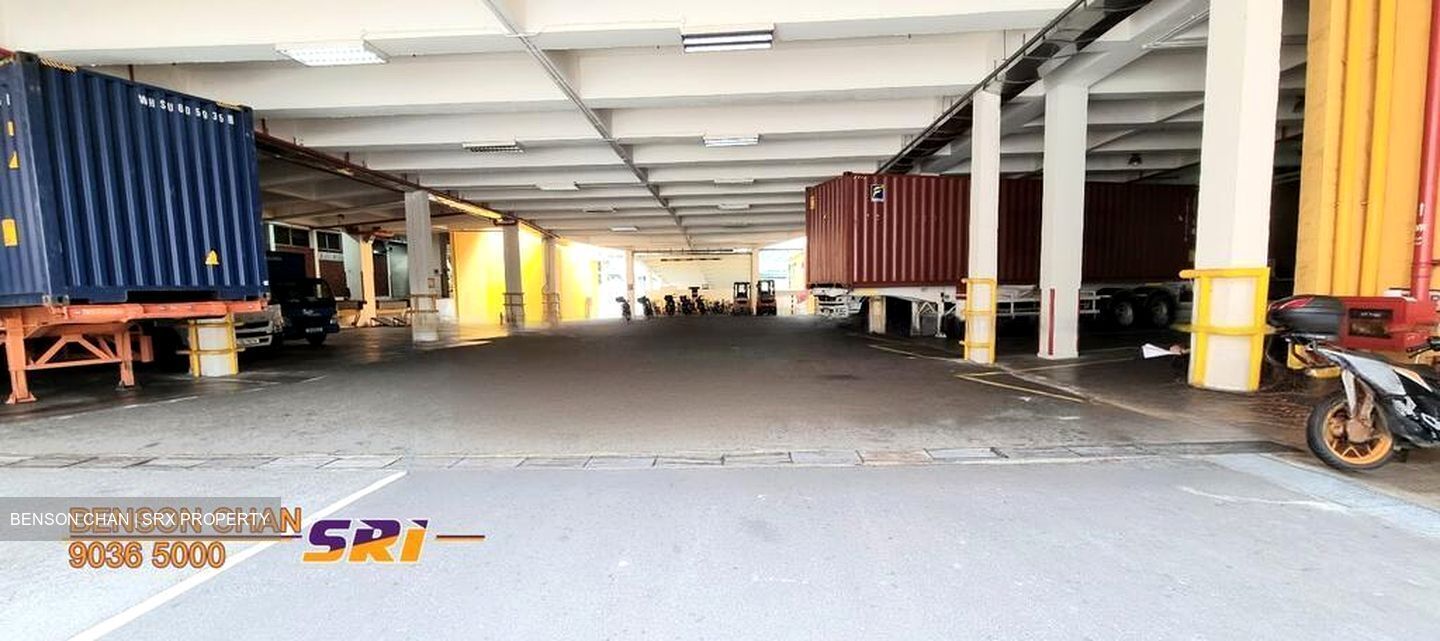 Ruby Land Complex (D13), Warehouse #458012961